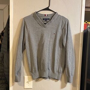 Tommy Hilfiger Light Gray V-Neck Knit Sweater